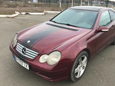 Продам Mercedes-Benz C-Class 230 в Одессе 2001 года выпуска за 5 499$