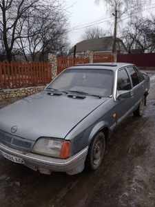 Продам Opel Rekord 2.0 E МТ(110 л.с.), 1986