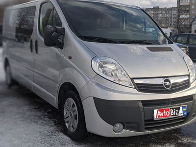 Продам Opel Vivaro пасс. в Ровно 2012 года выпуска за 13 999$