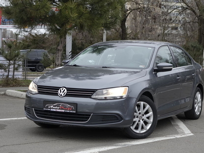 Продам Volkswagen Jetta в Одессе 2015 года выпуска за 10 800$