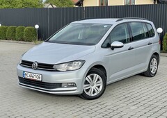 Продам Volkswagen Touran в Львове 2016 года выпуска за 12 400$
