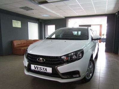 Продам ВАЗ Lada Vesta 1.6 MT (106 л.с.), 2015