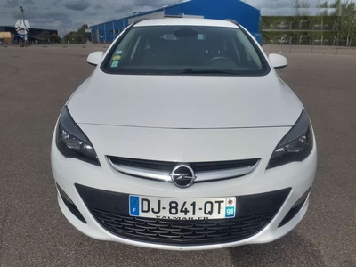 Продам Opel Astra 1.7 CDTI ecoFLEX MT (110 л.с.), 2014