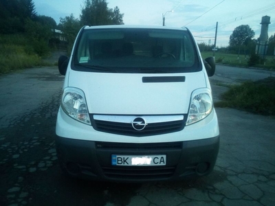 Продам Opel Vivaro, 2013