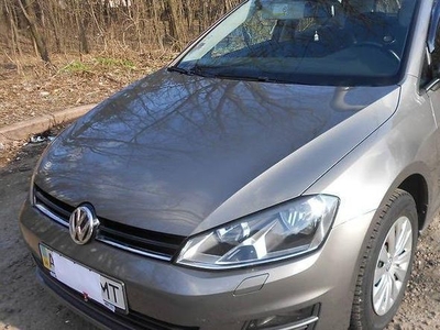 Продам Volkswagen Golf, 2013