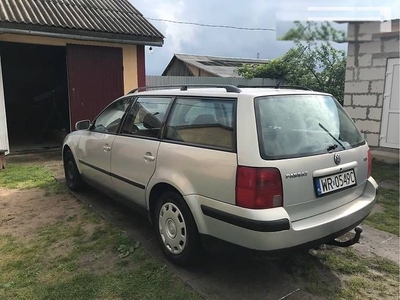 Продам Volkswagen Passat 1.9 TDI AT (110 л.с.), 1998