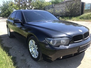BMW 7 Series 2004 (3D)