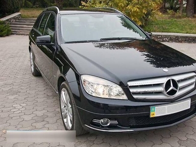 Продам Mercedes-Benz C-Класс, 2010