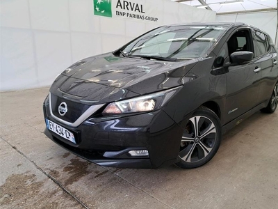 Продам Nissan Leaf 40квт в Львове 2018 года выпуска за 11 450€