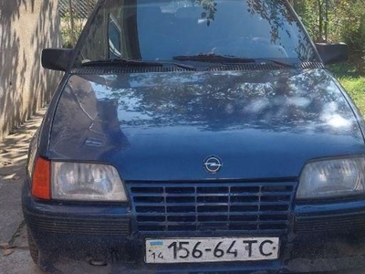 Продам Opel Kadett в г. Жидачев, Львовская область 1986 года выпуска за 900$