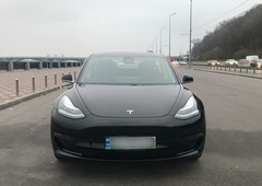 Продам Tesla Model 3 Long Range в Киеве 2018 года выпуска за 42 000$