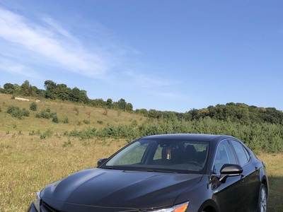 Продам Toyota Camry XLE в Тернополе 2019 года выпуска за 32 500$