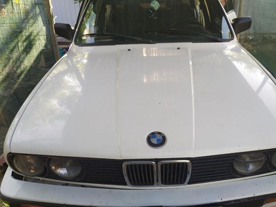 Продам BMW 324 в Херсоне 1989 года выпуска за 2 100$