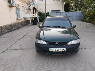 Продам Opel Vectra B в г. Краматорск, Донецкая область 1998 года выпуска за 3 150$