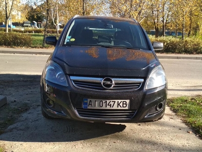 Продам Opel Zafira в г. Немешаево, Киевская область 2010 года выпуска за 7 350$