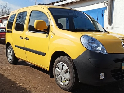 Продам Renault Kangoo пасс. в г. Жмеринка, Винницкая область 2008 года выпуска за 5 700$