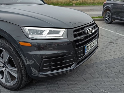 Продам Audi Q5 Premium plus Quattro в Львове 2019 года выпуска за 47 000$