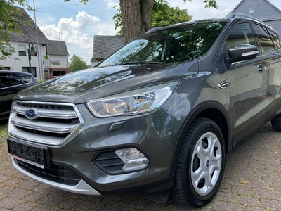 Продам Ford Kuga в Киеве 2018 года выпуска за 32 400$