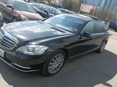 Продам Mercedes-Benz S-Class максимал в Одессе 2011 года выпуска за 19 900$