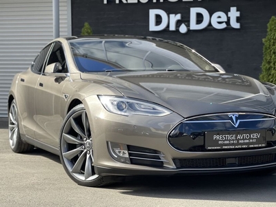 Продам Tesla Model S 70D в Киеве 2015 года выпуска за 32 900$