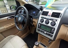 Продам Volkswagen Touran в Черновцах 2003 года выпуска за 5 350$