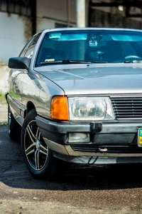 Продам Audi 100, 1983