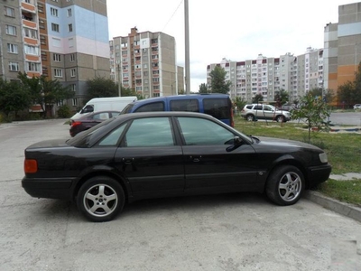 Продам Audi 100, 1992