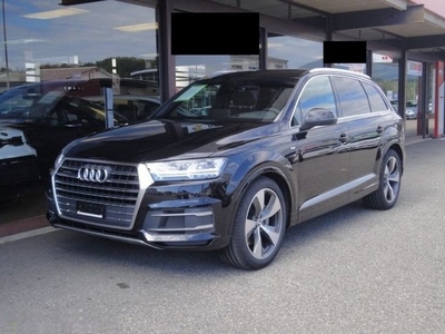 Продам Audi Q7, 2015