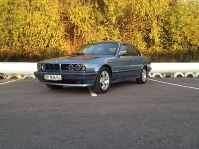 Продам BMW 5 серия, 1992