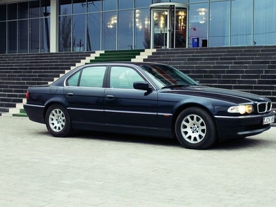 Продам BMW 7 серия, 2000