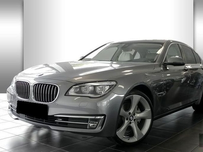 Продам BMW 7 серия, 2014