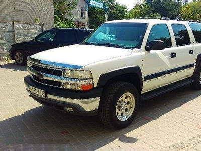 Продам Chevrolet Suburban, 2002