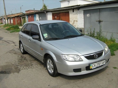 Продам Mazda 323, 2001