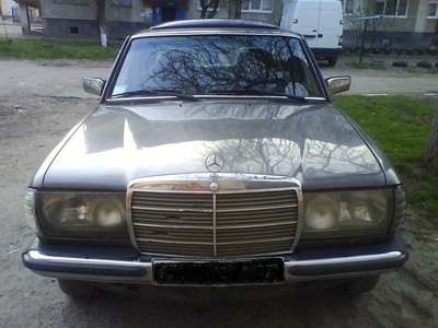 Продам Mercedes-Benz E-Класс, 1984