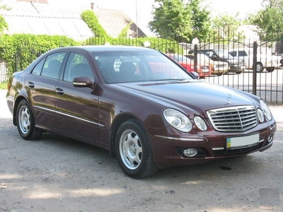 Продам Mercedes-Benz E-Класс, 2008