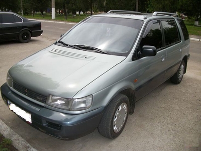 Продам Mitsubishi Space Wagon, 1992