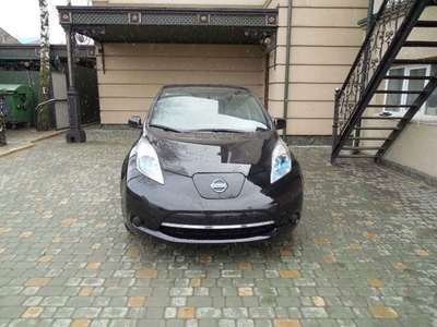 Продам Nissan Leaf, 2013