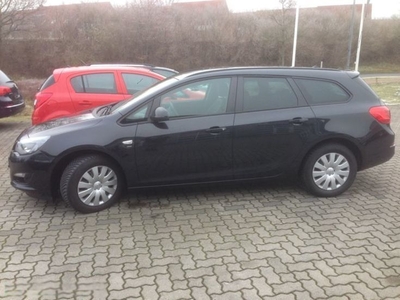 Продам Opel astra j, 2013