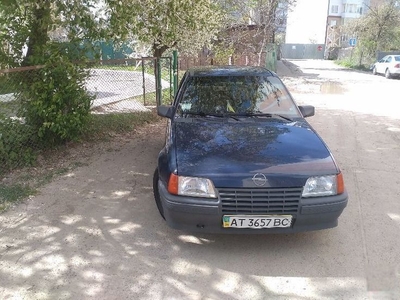 Продам Opel Kadett, 1988