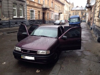 Продам Opel vectra a, 1993