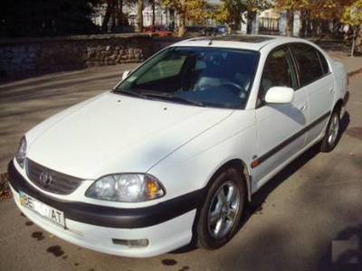 Продам Toyota Avensis, 2001