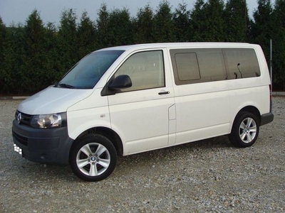 Продам Volkswagen Caravelle, 2012