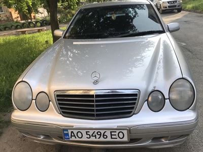 Продам Mercedes-Benz E-Class 270 в Ужгороде 2001 года выпуска за 5 444$