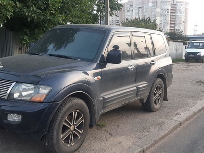 Продам Mitsubishi Pajero в Одессе 2001 года выпуска за 8 000$