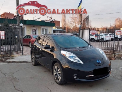 Продам Nissan Leaf в Николаеве 2013 года выпуска за 9 699$