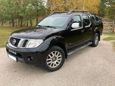 Продам Nissan Navara в г. Бахмутское, Донецкая область 2011 года выпуска за 4 000$