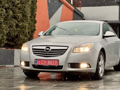 Продам Opel Insignia в Луцке 2008 года выпуска за 6 800$