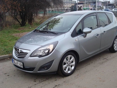 Продам Opel Movano пасс. CDTI в Одессе 2010 года выпуска за 3 000$