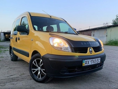 Продам Renault Kangoo пасс. в г. Зеньков, Полтавская область 2007 года выпуска за 65 000грн