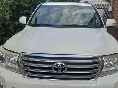 Продам Toyota Land Cruiser 200 в Киеве 2012 года выпуска за 33 000$